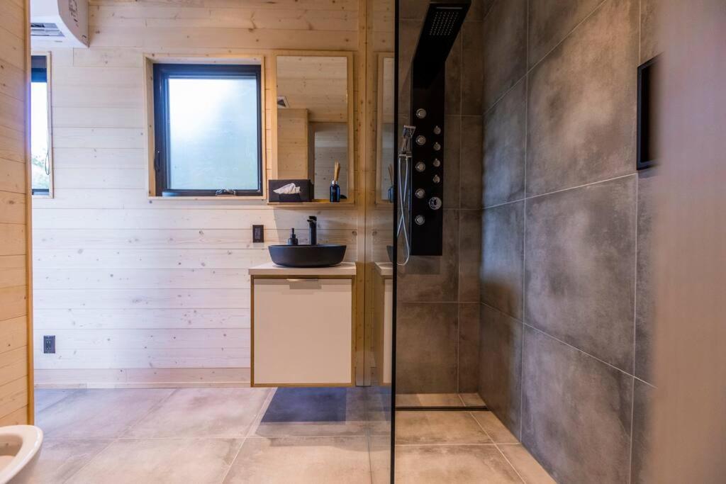 Le Norr - Maelstroem Villa Lac-Beauport Ngoại thất bức ảnh